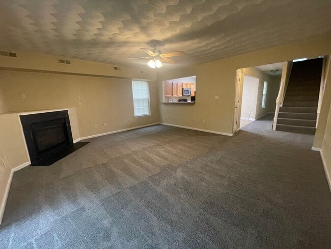 Building Photo - GORGEOUS SINGLE FAMILY 3BR/2.5BA PARK PLAC...