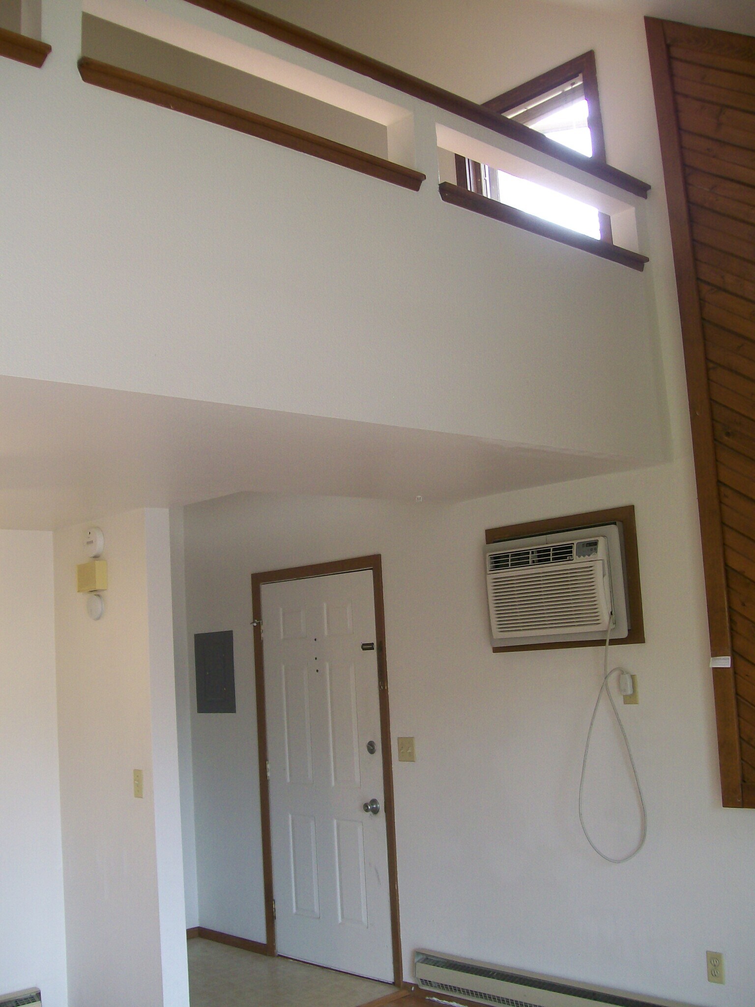 Building Photo - 4501 Boardwalk Dr