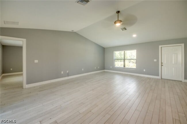 Building Photo - 12866 Iona Rd