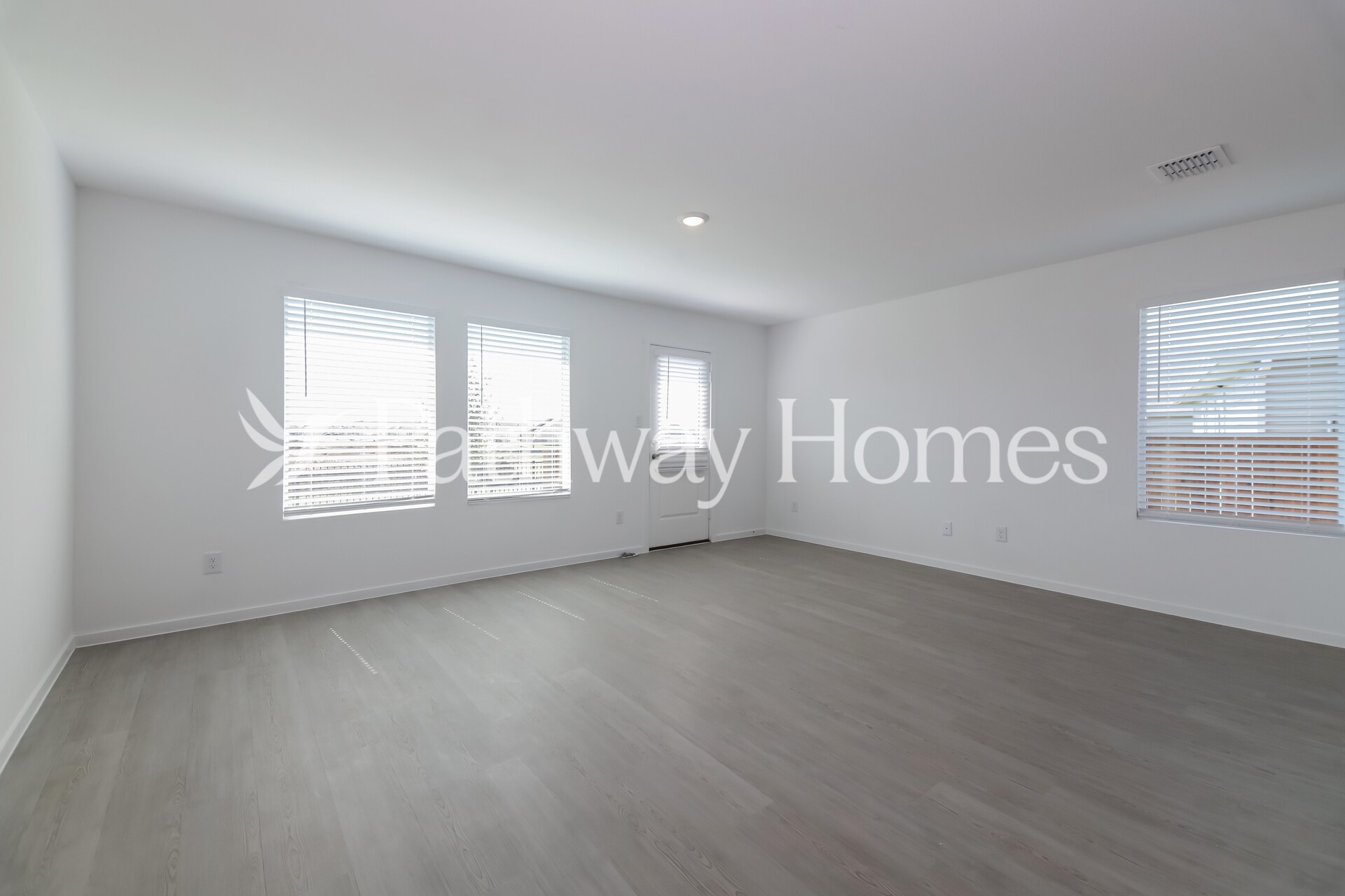 Building Photo - 11316 Rodeo Dr