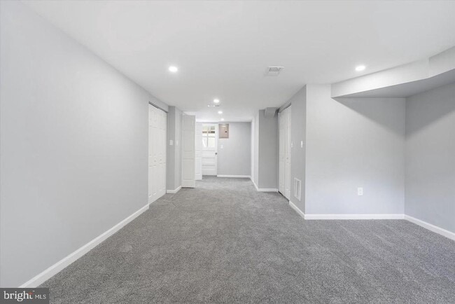 Building Photo - 3551 Shannon Dr