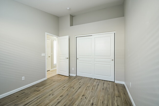 Building Photo - 24616 N 65th Ave