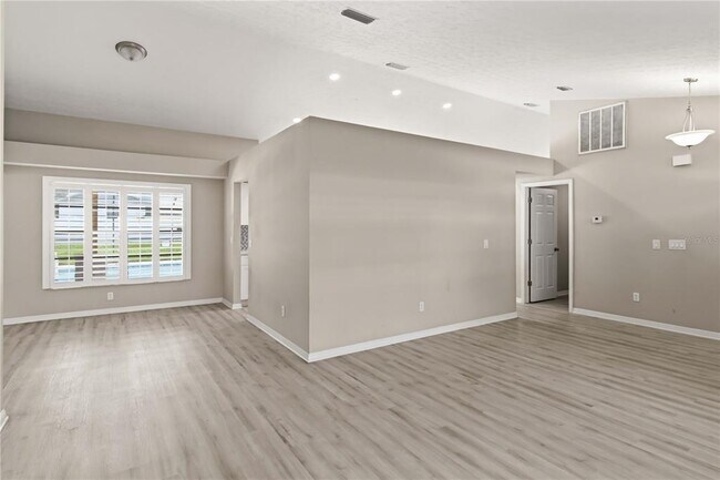 Building Photo - 2110 Laindale Pl