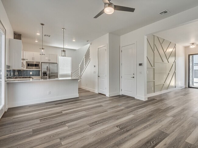 Building Photo - Beautiful New Construction Home in Oklahom...