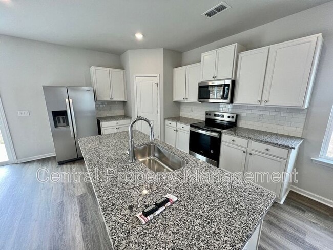 Building Photo - 458 Haddon Trl