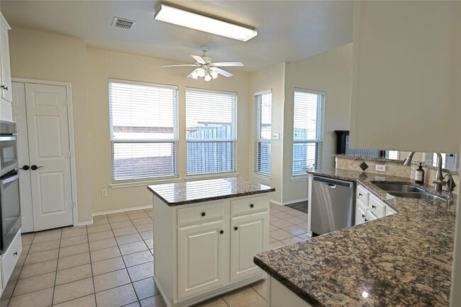 Building Photo - 4324 Biscayne-