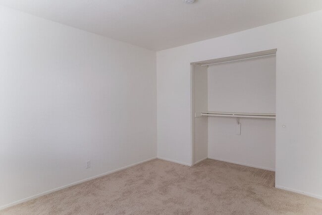 Building Photo - Downstairs 2-Bedroom Condo in Banning--55+ Gated Community!