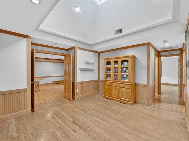 Building Photo - 239 Bulgarmarsh Rd