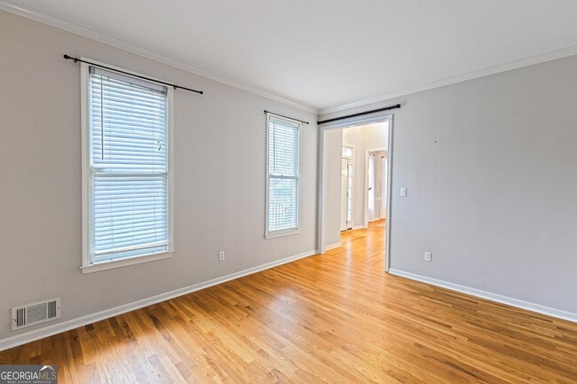 Building Photo - 100 Woodcrest Overlook