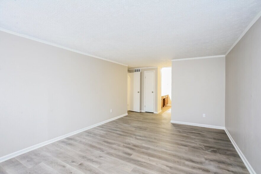 Building Photo - 8291 Ontario Ln