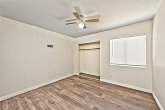 Building Photo - 29 Gold Bar Ct