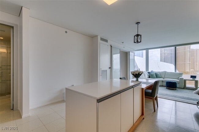 Building Photo - 3722 Las Vegas Blvd S