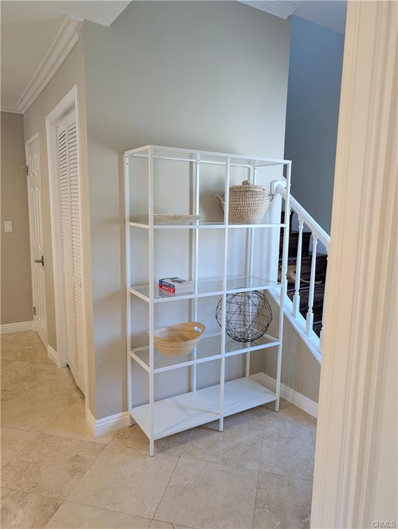 Building Photo - 3527 Cricklewood St