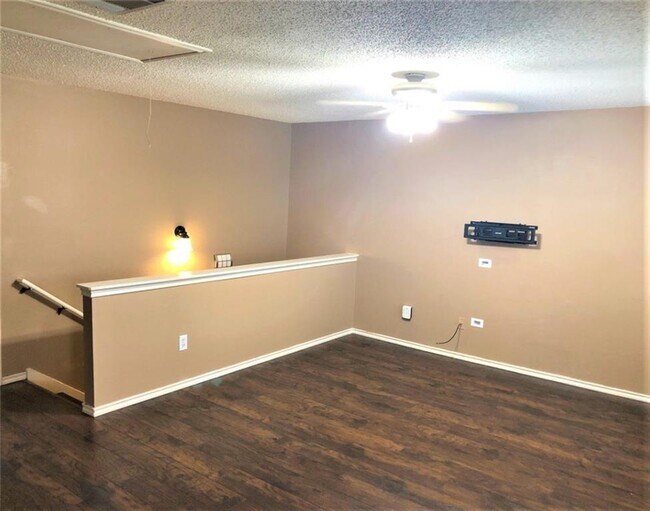 Building Photo - 3627 Bass Loop