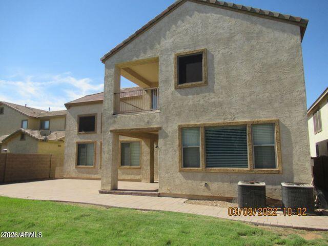 Building Photo - 3928 E Parkview Dr