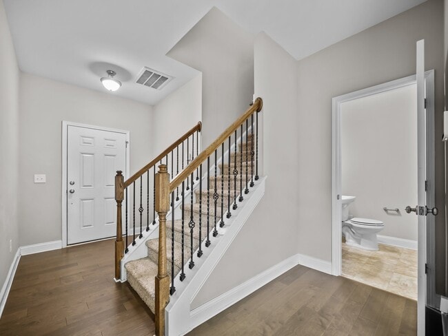 Building Photo - 220 Salty Dog Ln