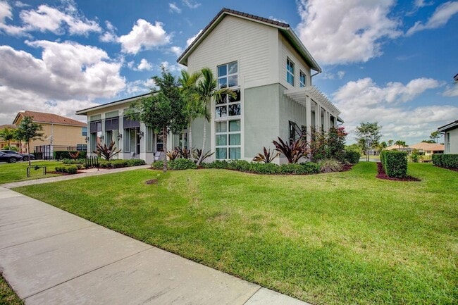 Building Photo - 92 Palmetto Ln