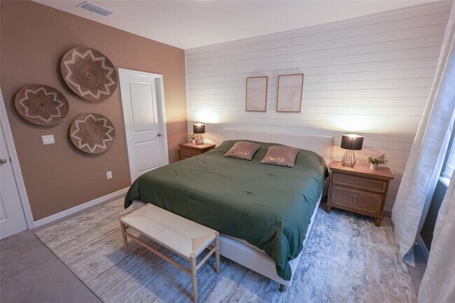 Building Photo - 2992 Mearshire Dr