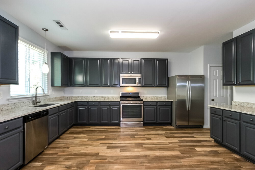 Building Photo - 50 Brookview Dr