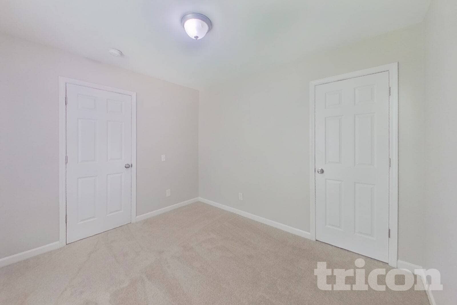 Building Photo - 5400 Peachwood Dr