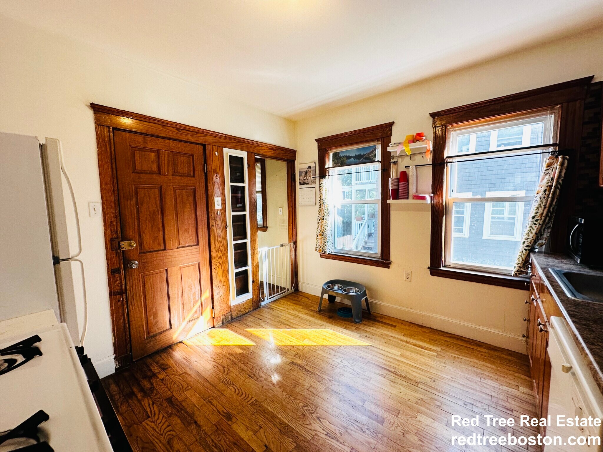 Building Photo - 12 Saint Peter St