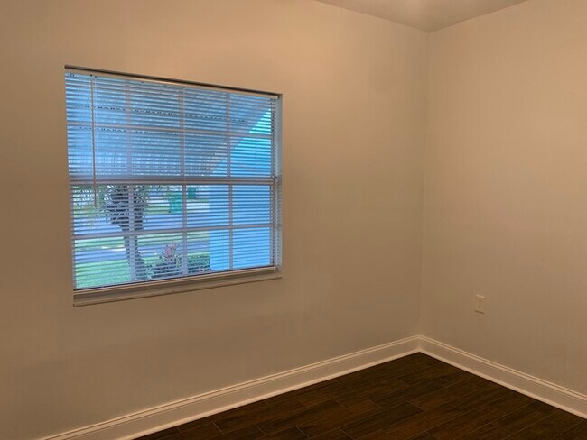 Building Photo - CHARMING KEY WEST HOME