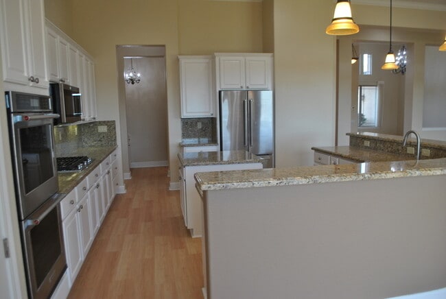 Building Photo - Gorgeous Upgraded Sun City Lincoln Hills Home