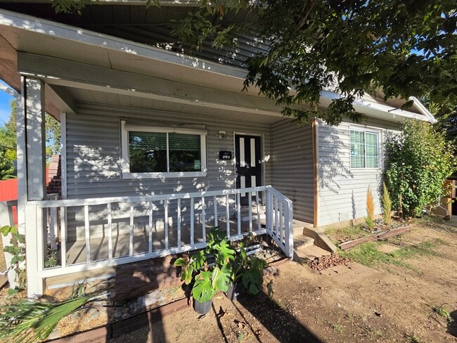 Building Photo - 2594 American Ave