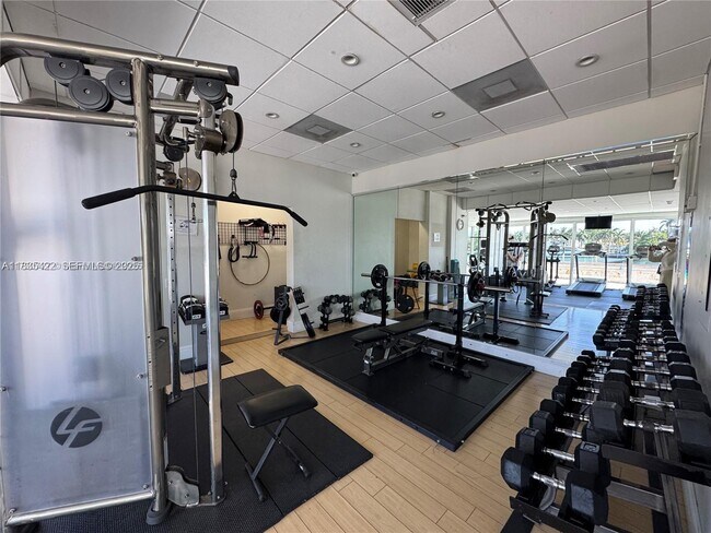 Building Photo - 5750 Collins Ave