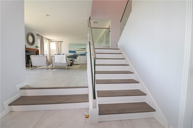 Building Photo - 2525 E Ocean Blvd