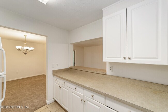 Building Photo - 501 SW 75th St