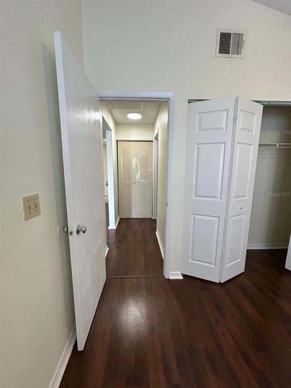Building Photo - 2556 Woodgate Blvd