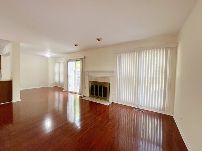 Building Photo - 312 Spring Creek Cir