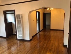 Building Photo - 768 Orizaba Ave