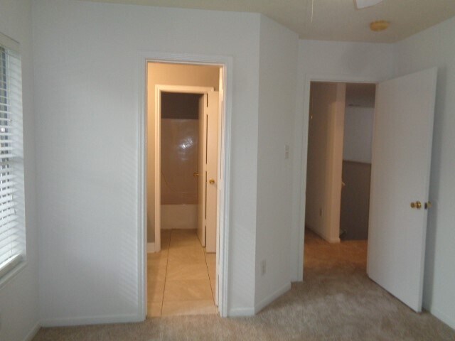 Building Photo - 1055 Ambrosden Ln