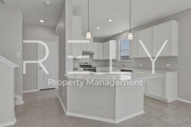 Building Photo - 140 Katie Elder Dr