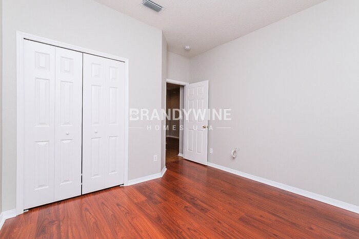 Building Photo - 747 Star Pointe Dr