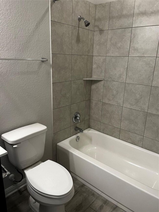 Building Photo - CORNER HOME LOCATED IN LEANDER TX