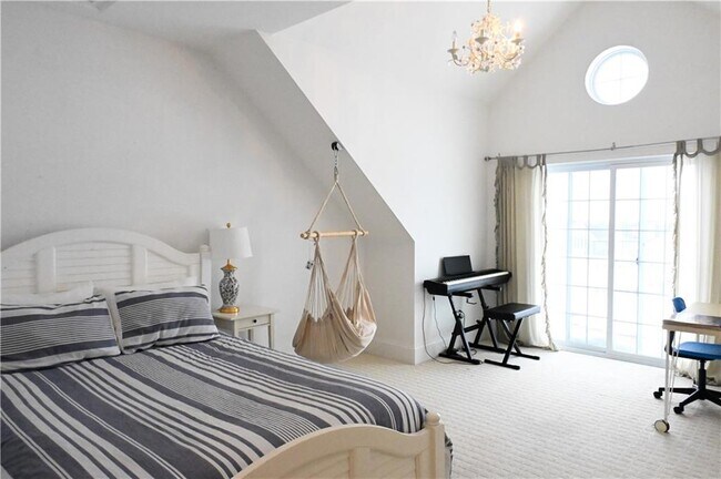 Building Photo - 4 Wimbledon Cir