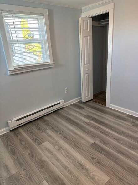 Building Photo - 106 Wall St