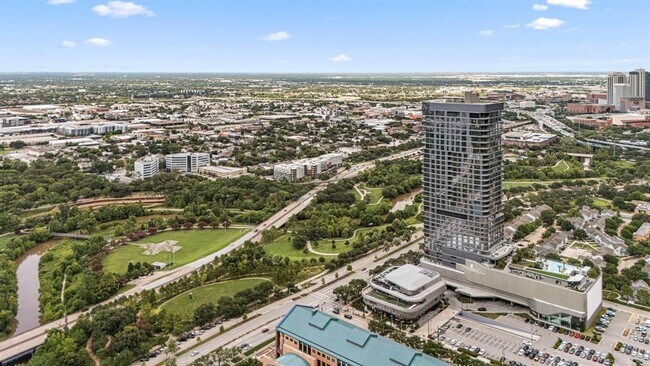 Building Photo - 1711 Allen Pkwy