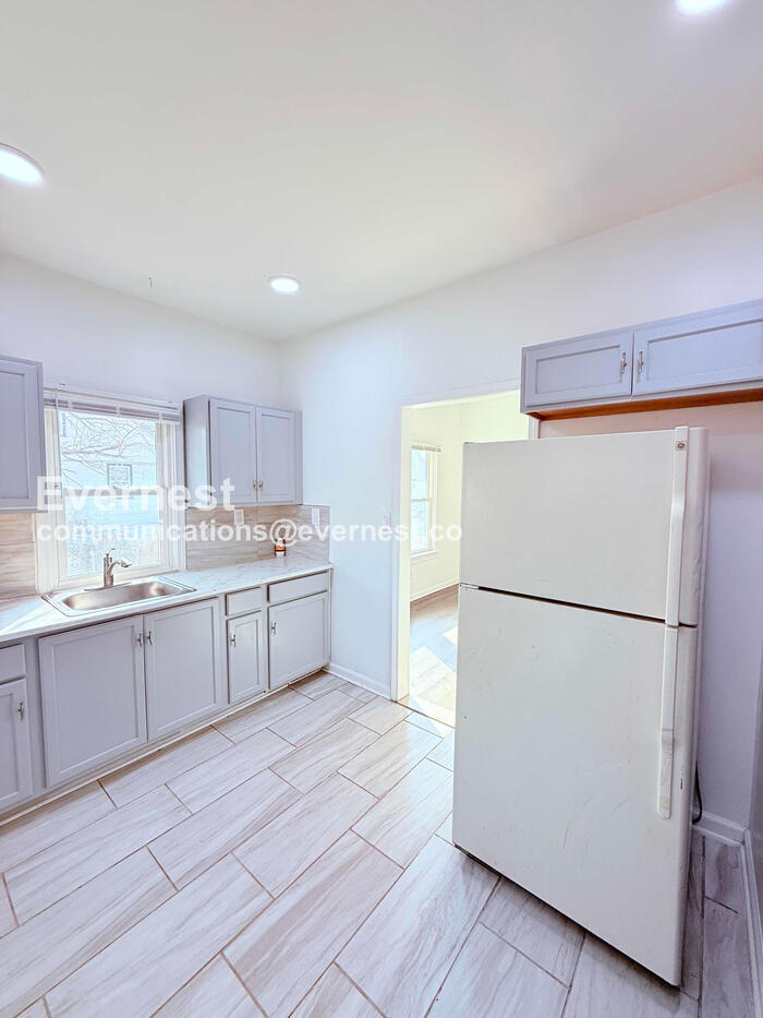 Building Photo - 19704 Greeley