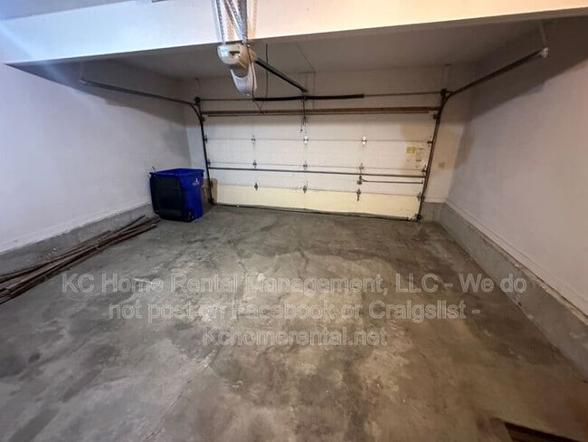 Building Photo - 15139 W 132nd St