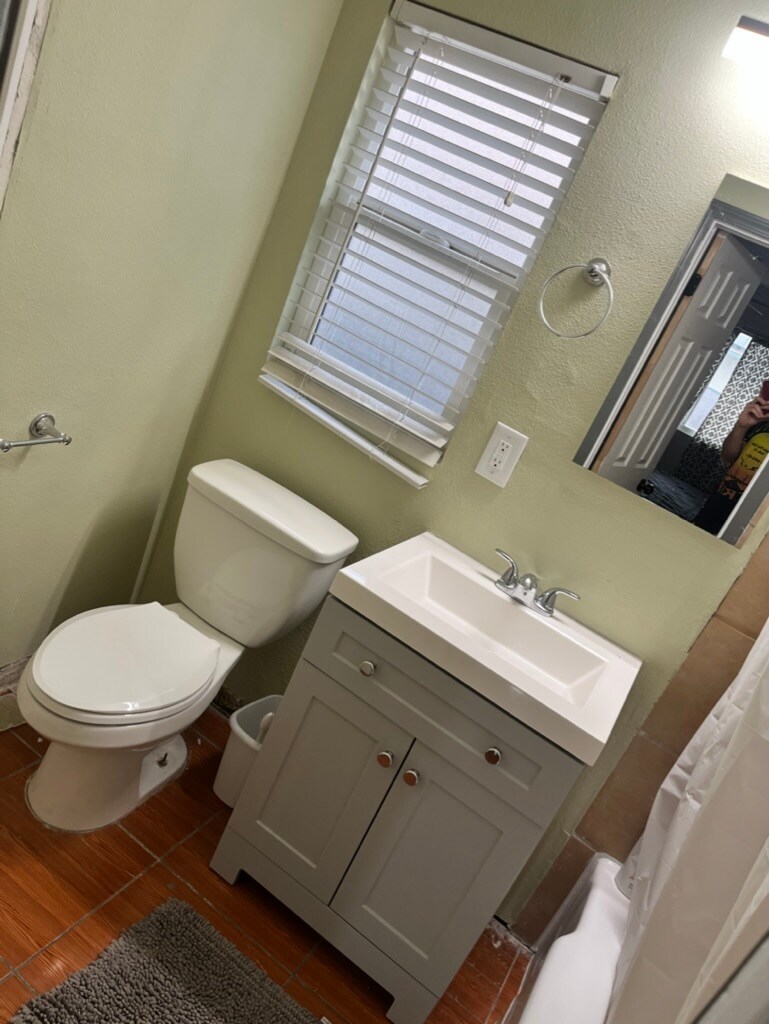 Building Photo - 5390 34th St