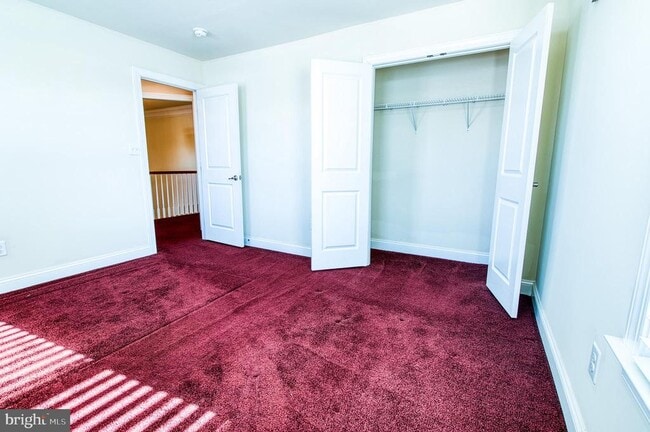 Building Photo - 315 Quarry Point Rd