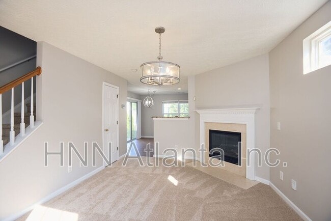 Building Photo - 121 Oak Grove Pl