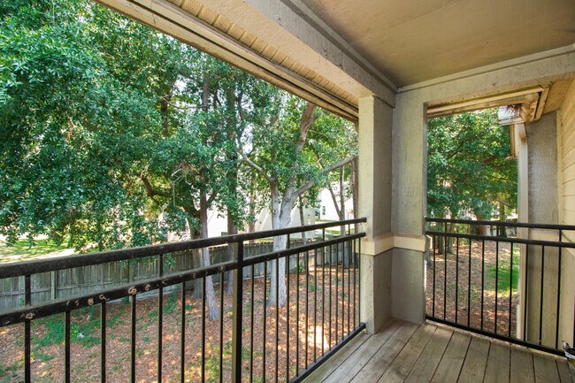 Building Photo - 3705 SW 27th St