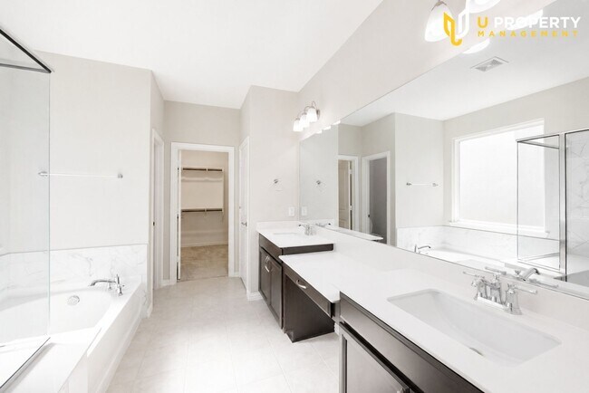 Building Photo - 4509 Expedition Dr