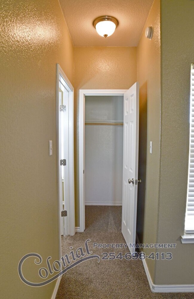 Building Photo - AVAILABLE SOON!