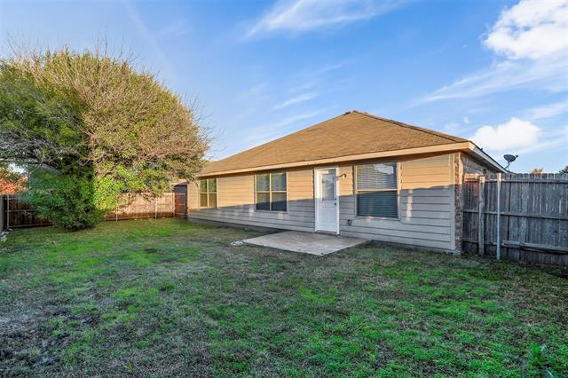 Building Photo - 2811 Briarbrook Dr